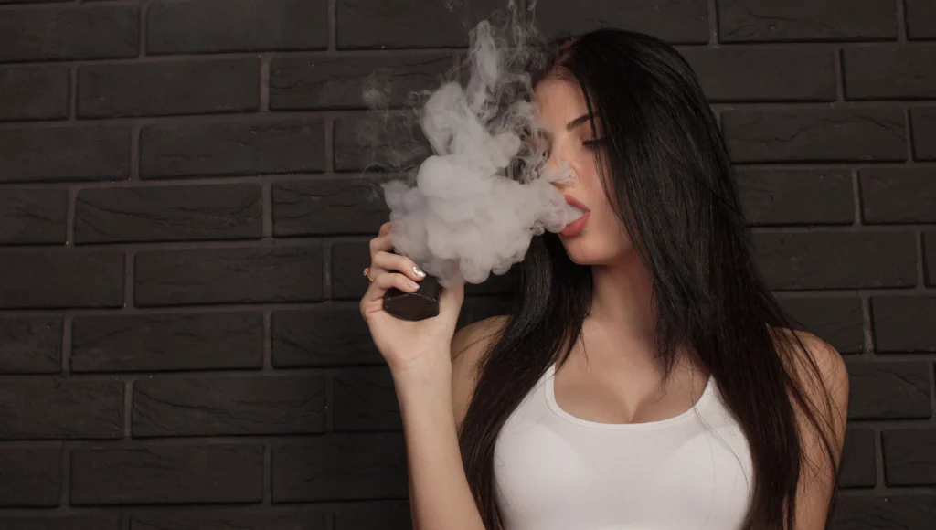 Does Vaping Stain Your Teeth?